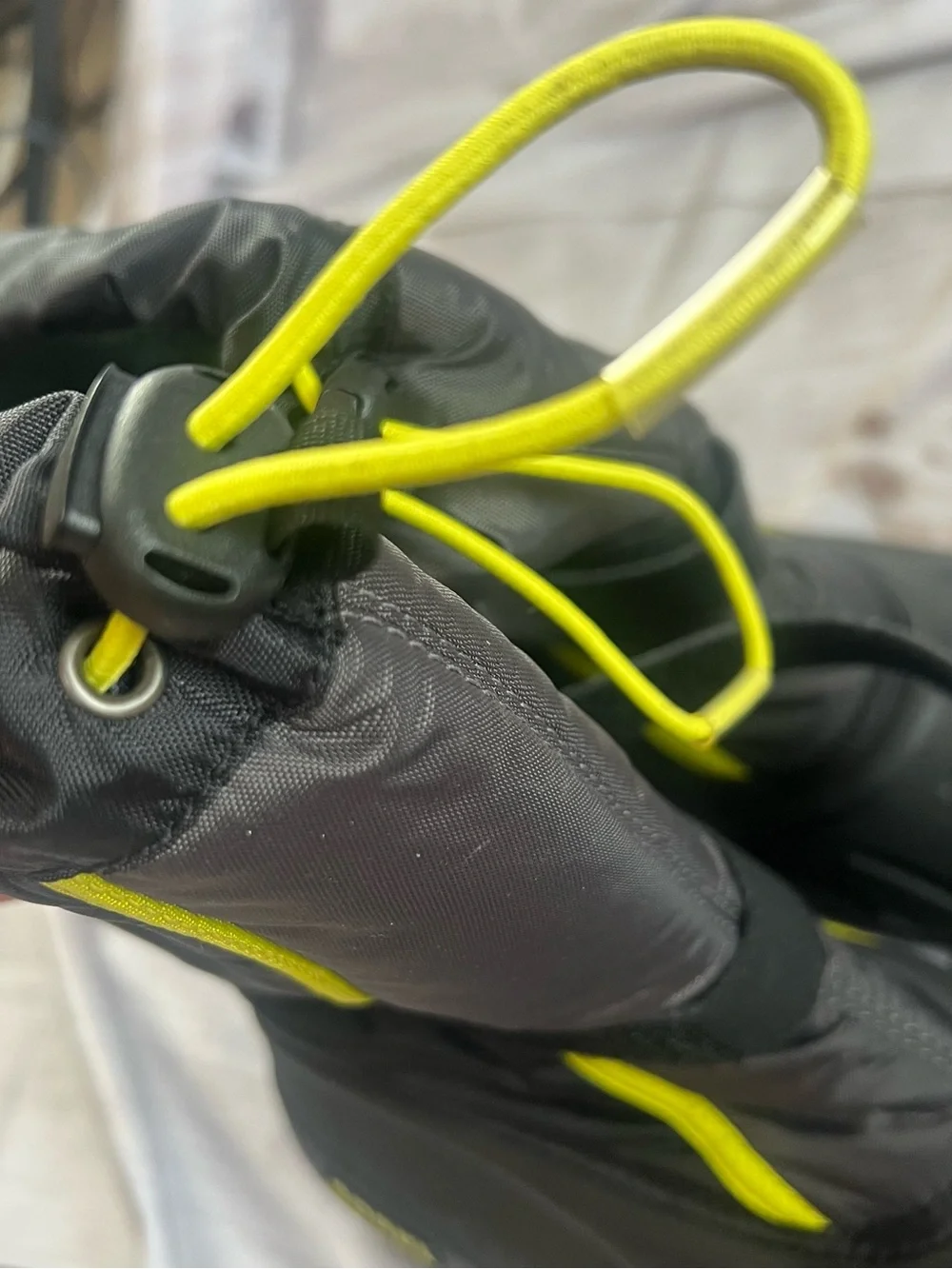 Sorel Black Boots with Neon Yellow Accents Mens 5